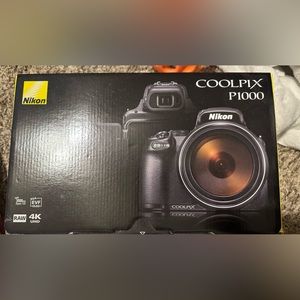 Nikon CoolPix P1000